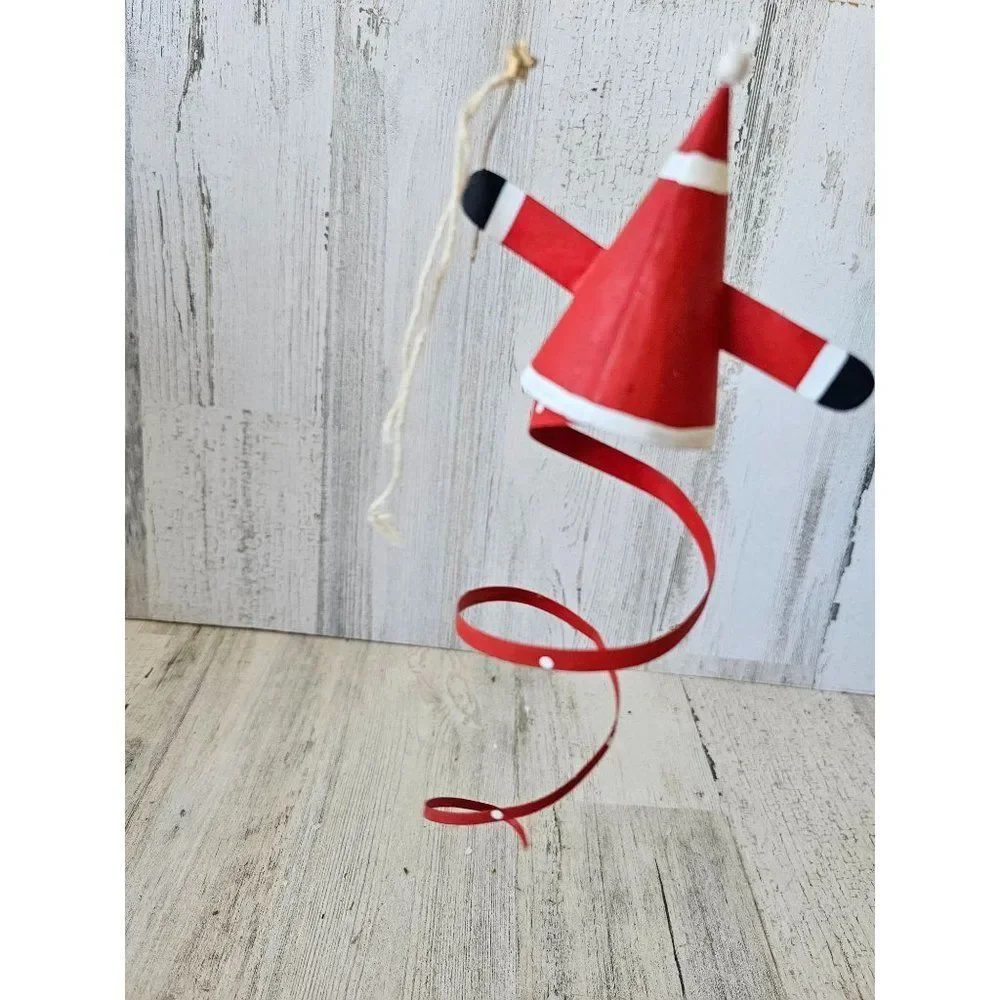 Dept 56 spiral metal Santa‎ tree ornament decor